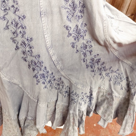 Coline Dress Blue Midi Embroidered Details Casual Cottagecore Bohemian Chambray - Picture 3 of 9